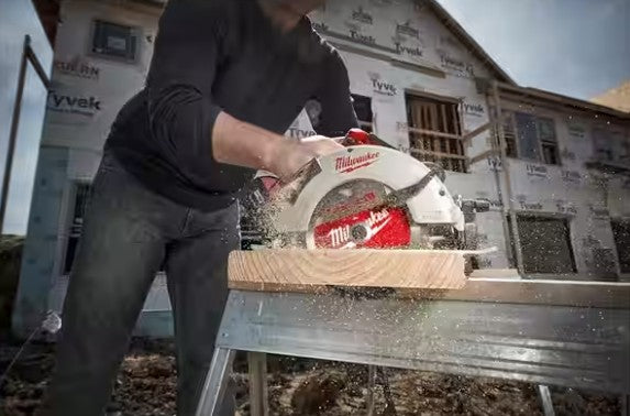 MILWAUKEE M18 18V 7-1/4